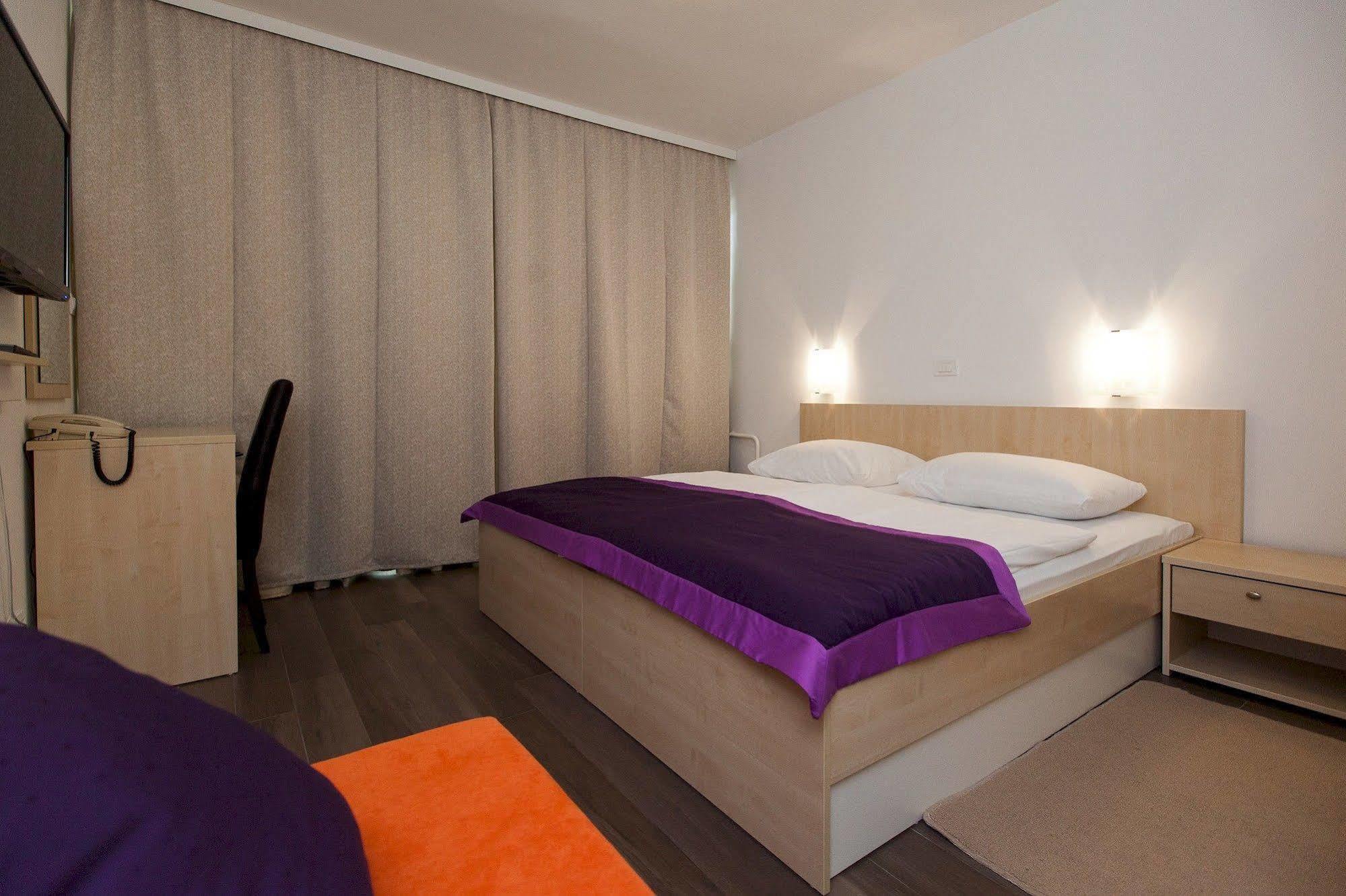 Hotel Slaven Selce Exterior foto